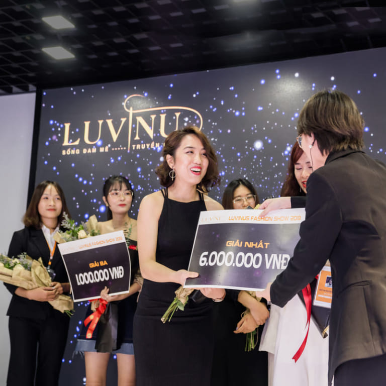 Chứng chỉ khóa học cắt may Luvinus
