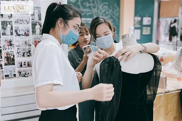 Không khí lớp học cắt may – thiết kế thời trang tại Luvinus