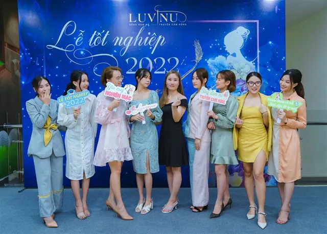 Sân khấu trình diễn bộ sưu tập tốt nghiệp Luvinus