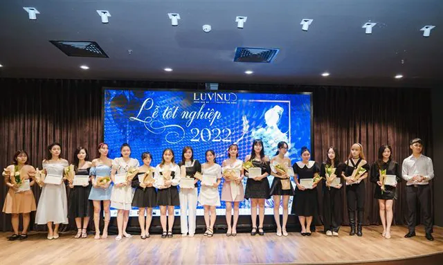 Sân khấu trình diễn bộ sưu tập tốt nghiệp Luvinus