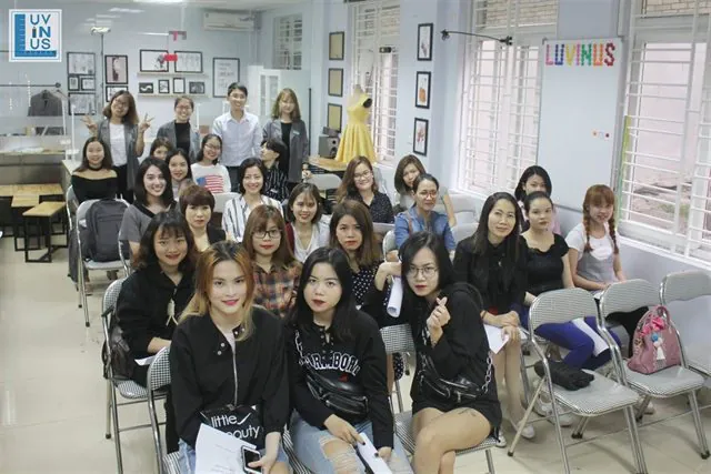 Sân khấu trình diễn bộ sưu tập tốt nghiệp Luvinus