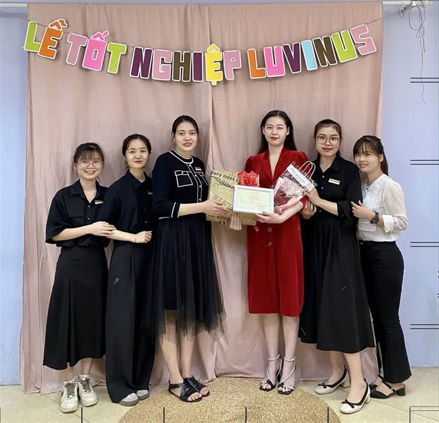 Tập thể học viên và giảng viên Luvinus tại sự kiện