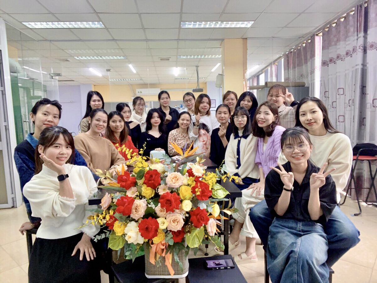 Lớp học cắt may Luvinus (3)