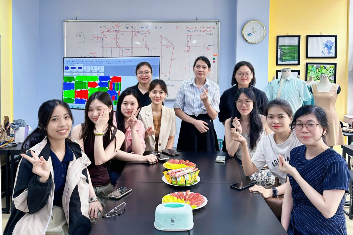 Buổi học rập vi tính Optitex tại Luvinus