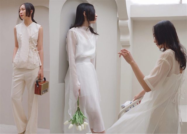 Đầm voan trắng và set tông kem tối giản của học viên Luvinus