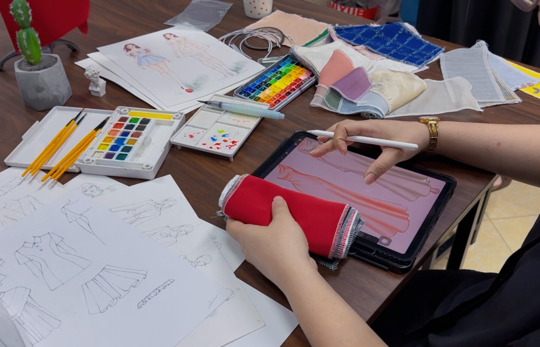 Khóa Vẽ Ipad Phác thảo Thiết kế — Luvinus