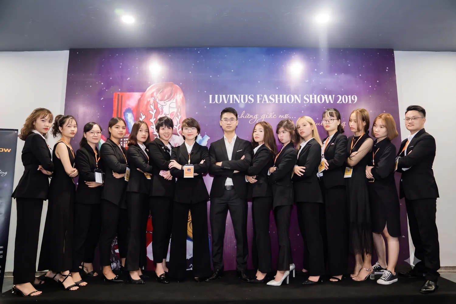 Học viên Luvinus họp lớp chuẩn bị bộ sưu tập cho Luvinus Fashion Show