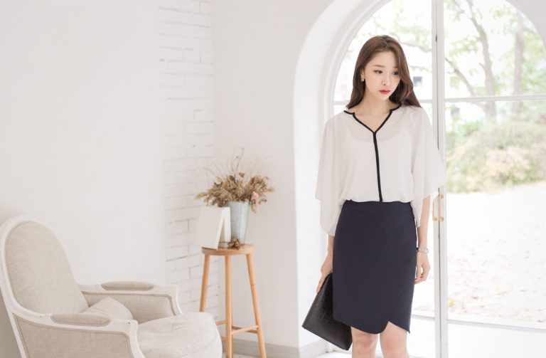 Cách phối màu quần áo nữ cho nàng công sở yêu màu trắng
